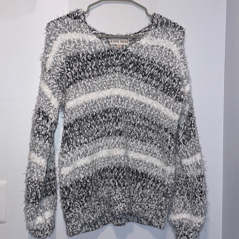 Cute knitted sweater!